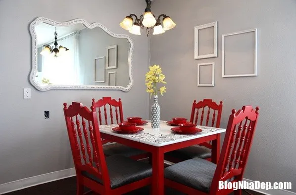 Không gian phòng ăn đẹp nổi bật với gam màu đỏ
